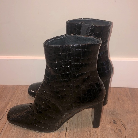 L’INTERVALLE Black Patent Leather Croc Print Square Toe Heel Boots Sz 40 - Picture 4 of 9